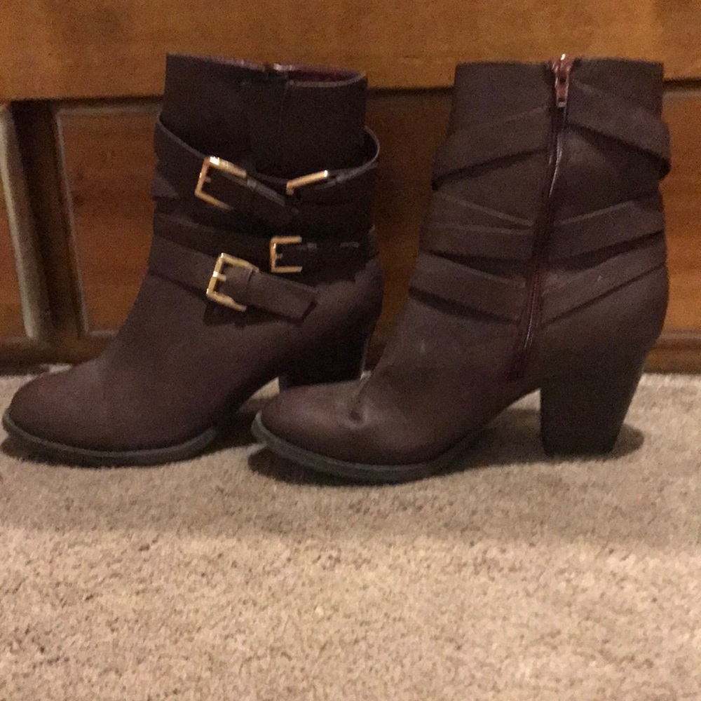 Purple boots Never worn!